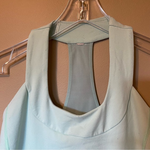 LuLuLemon Tank Top - Picture 2 of 5